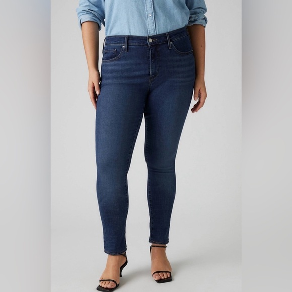 Levi's Denim - BNWT Levi’s 311 Shaping Skinny Classic Blue Jeans - 34/30